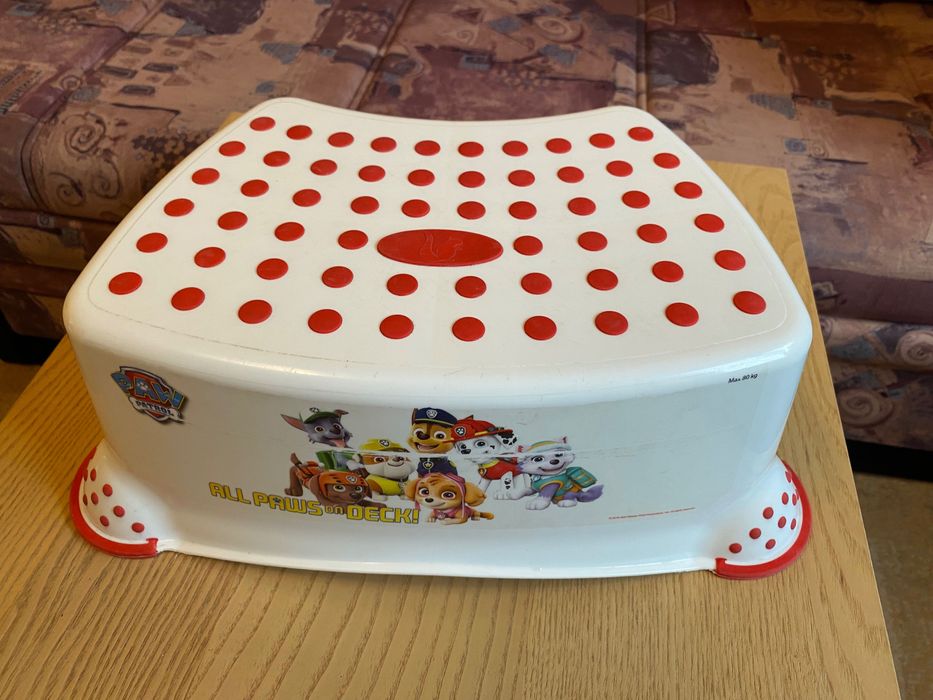 Podnóżek / podest łazienkowy dla dziecka