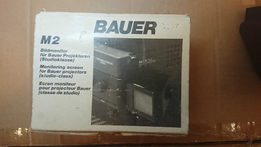 Bauer M2 ekran do projektor 8mm super 8 studyjny