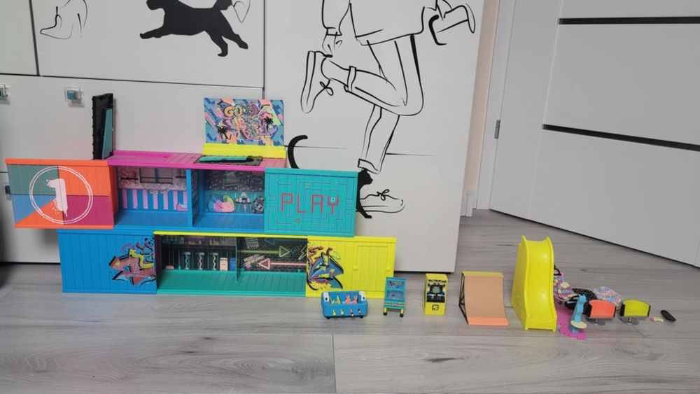 Clubhouse LOL Surprise