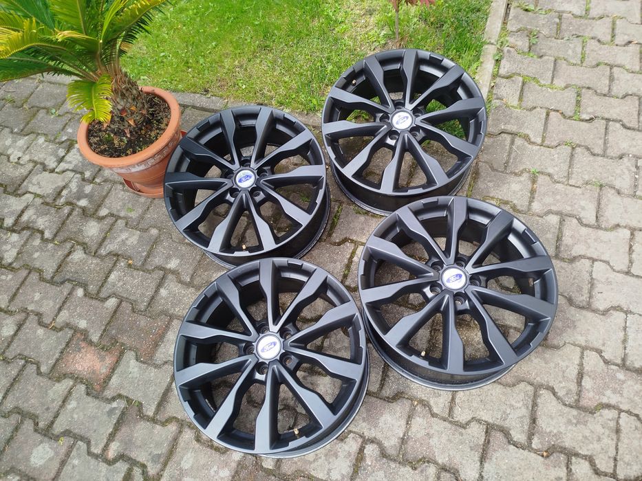 Felgi aluminiowe Ford Kuga 5x108 alufelgi bardzo ładne Volvo 18 cali