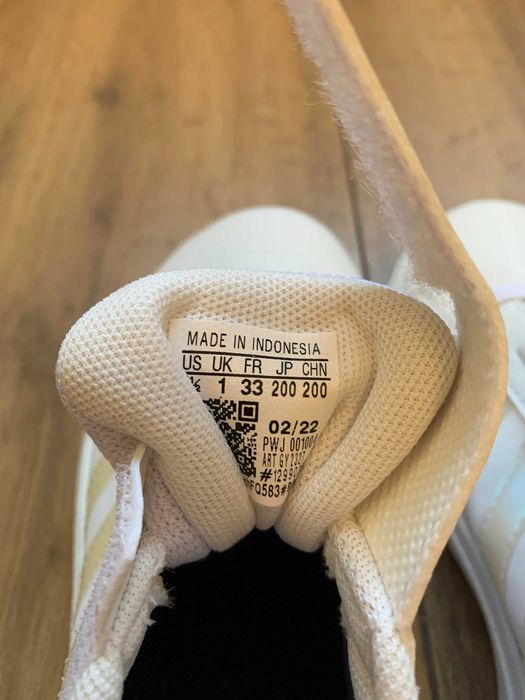 Sapatilhas Adidas criança n:33