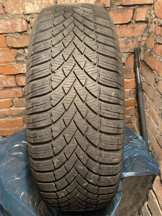 Opony zimowe Bridgestone Blizzak LM005, 215/65R17 103H.