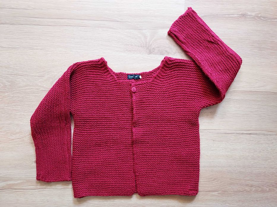 Sweter wiśniowy Endo zapinany na 1 guzik rozm. 98