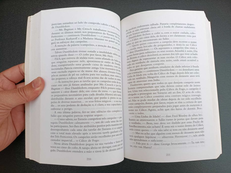 Livro "Harry Potter e o Cálice de Fogo", J. K. Rowling