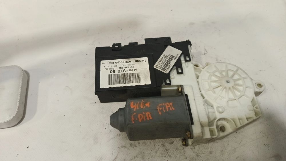 Motor vidro frente direito FIAT Ulysse (179_)