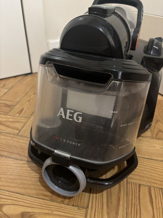Aspirador sem Saco AEG LX7-2-EB-P (72 dB)