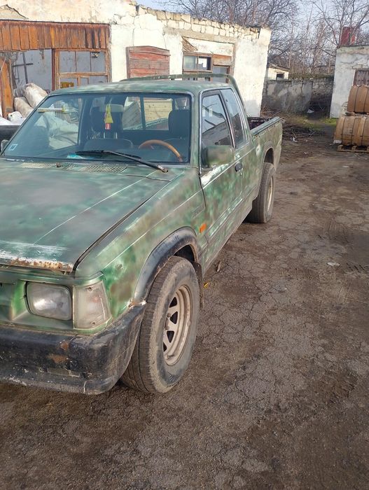 Мазда пікап В2200
