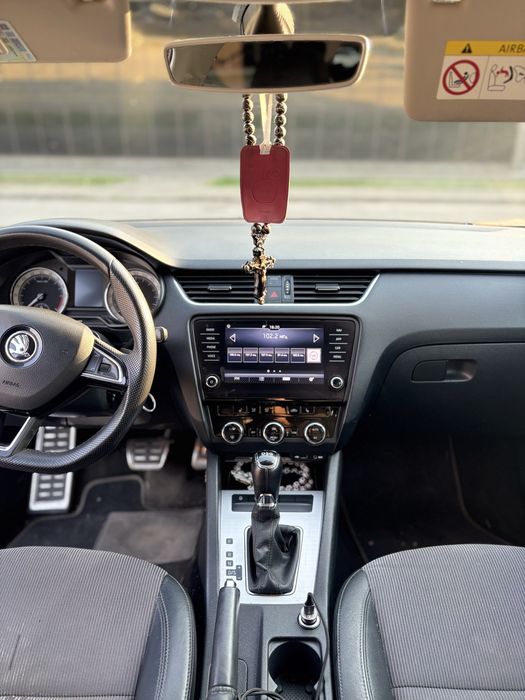 Skoda Octavia 1,6 дизель ідеальний стан