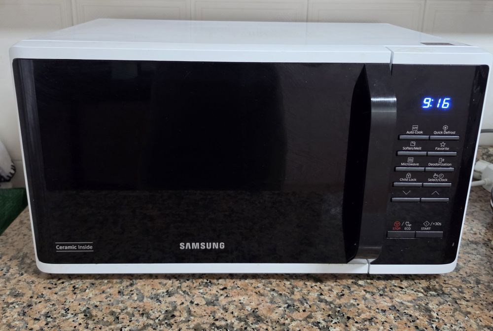 Televisão, micro-ondas..