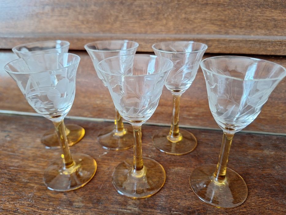 Kieliszki na likier i do wina vintage, prl