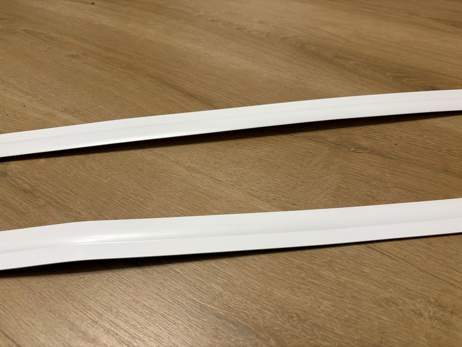 Prowadnice do rolet 135 cm