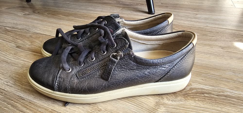 ECCO skórzane buty damskie rozmiar 37 wkładka 23,5cm używane