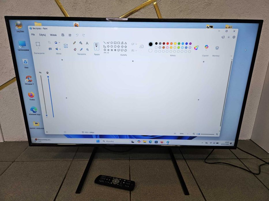 Monitor LED 43cala LM43-F400 + Pilot