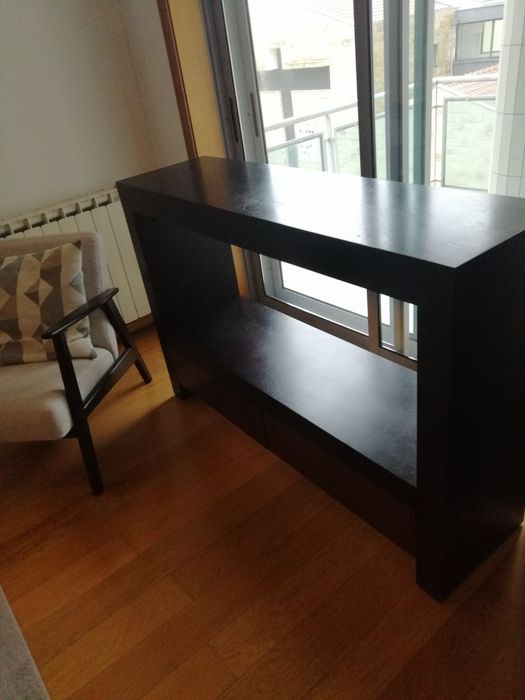 Móvel aparador de entrada