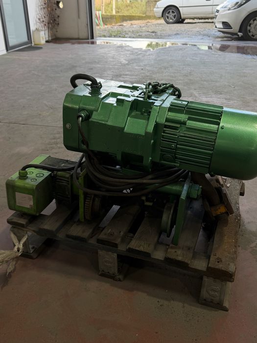 Guincho Elétrico Industrial STAHL 380V