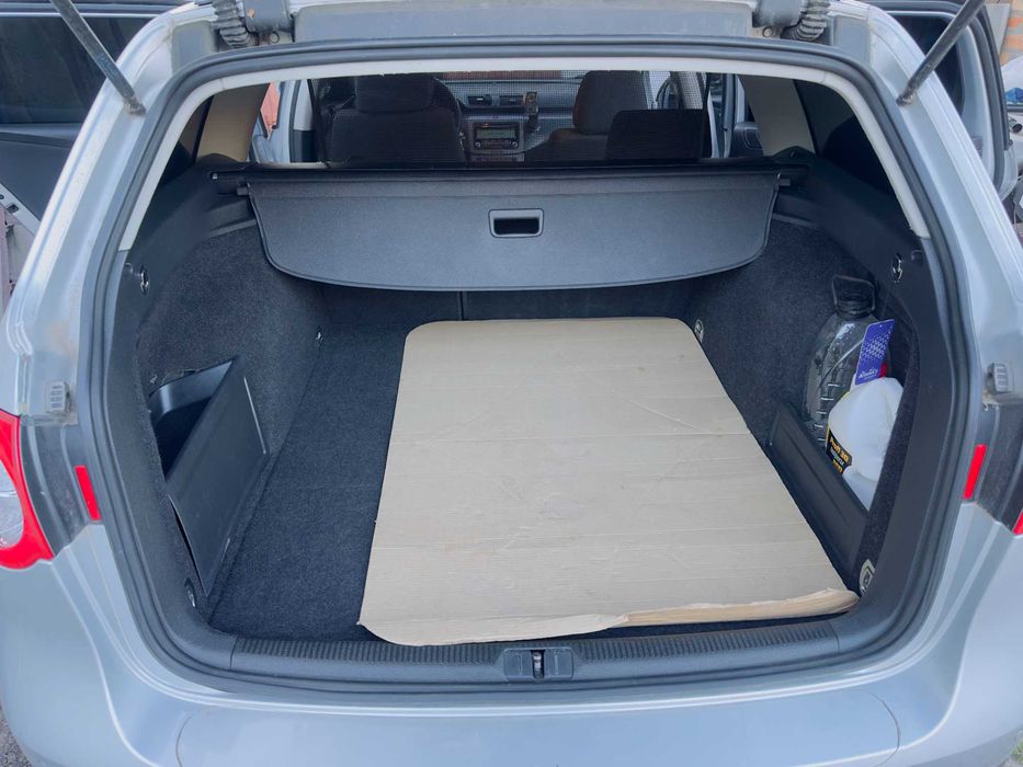 Авто Volkswagen Passat B6 2010