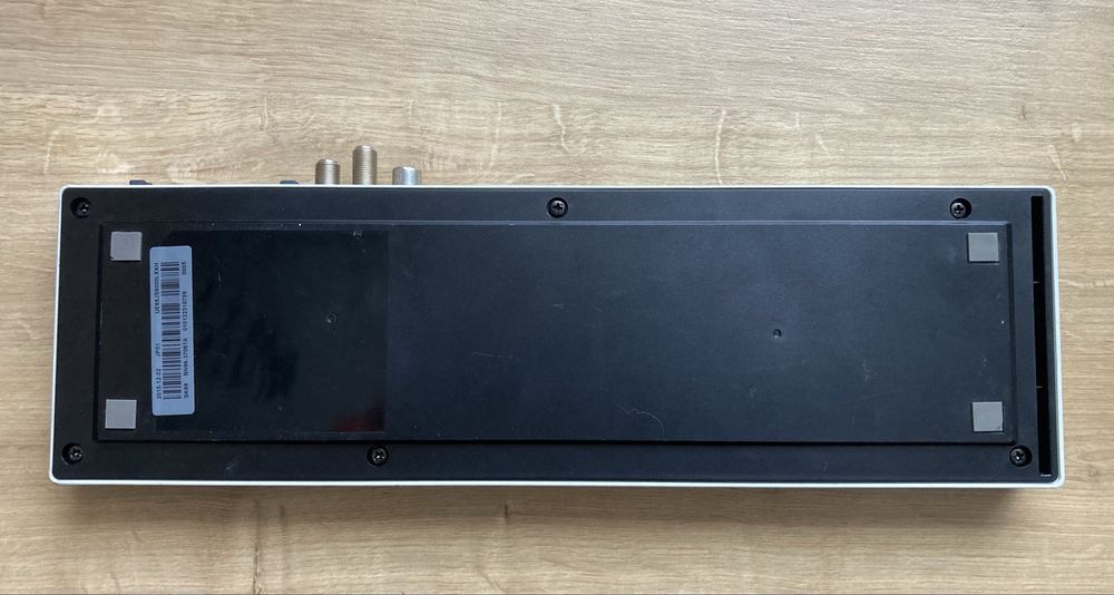 One Connect BOX do Samsung JS9000