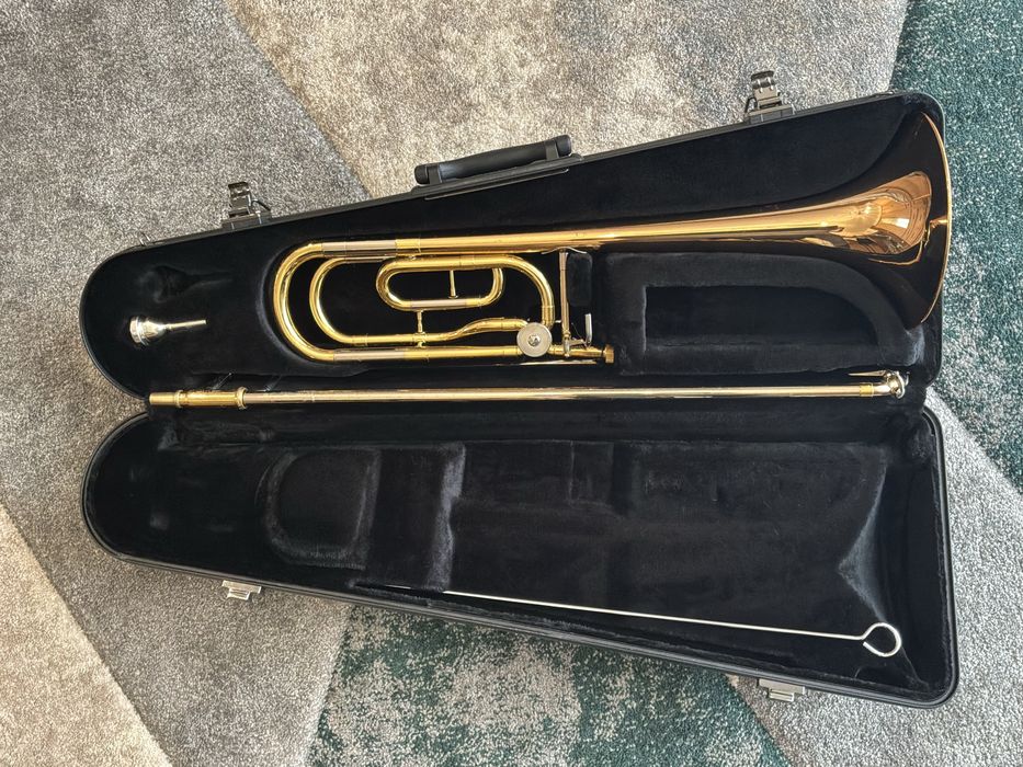 Puzon Yamaha YSL 448G
