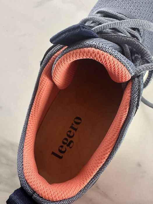 Чоловіче взуття,синього кольору- сітка, оливкового кольору- замш