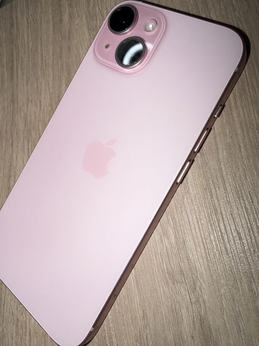 iPhone 15 pink 256GB