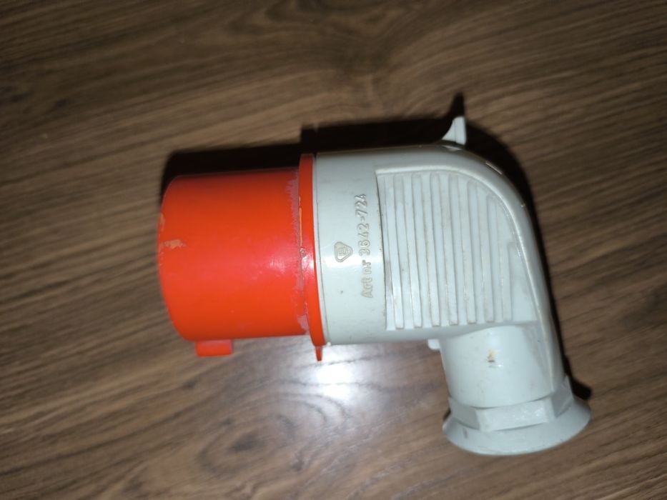 Силовая розетка  Силовая вилка