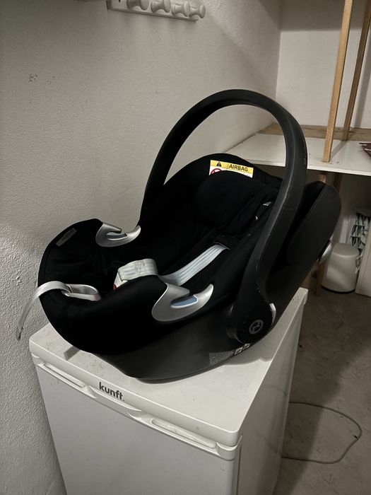 Ovo Bebé Cybex Preto