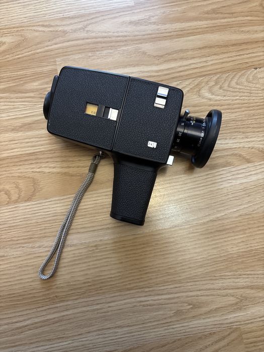 Ретро відеокамера Rollei SL 82