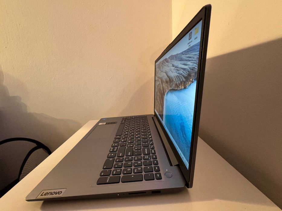 Lenovo IdeaPad 3 / i3 11 gen / 8GB RAM / SSD 256GB / FHD IPS 15"