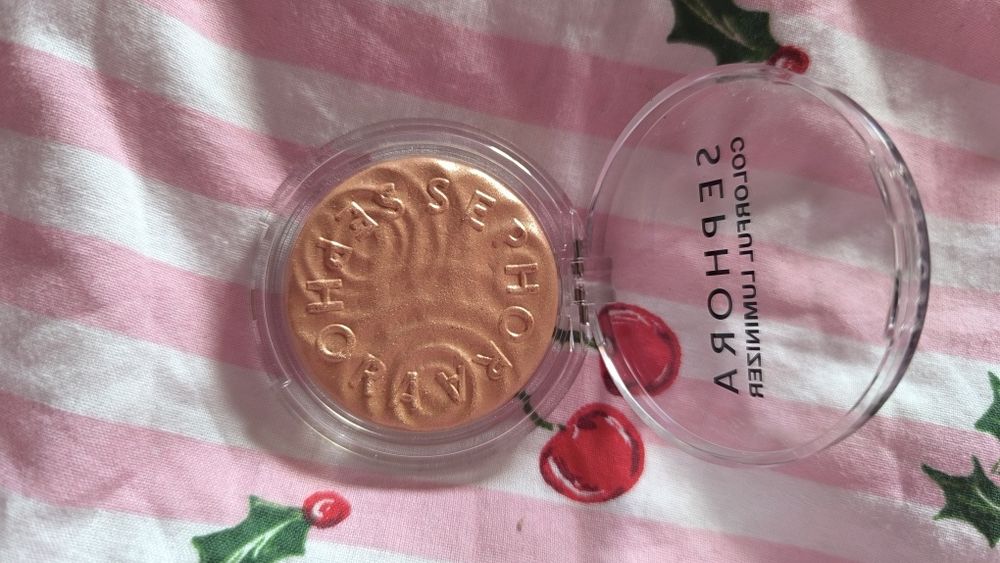 Rozświetlacz Sephora Collection – złoty