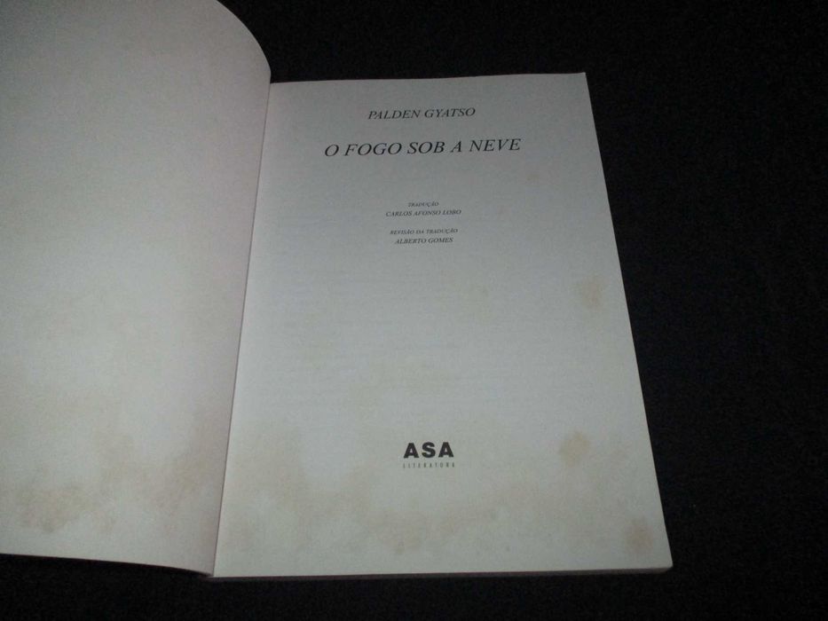 Livro O Fogo sob a Neve Palden Gyatso