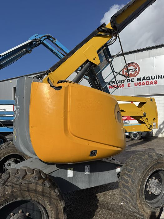 Plataforma articulada elevatória Diesel (16mt) HA16PXNT (USADA)