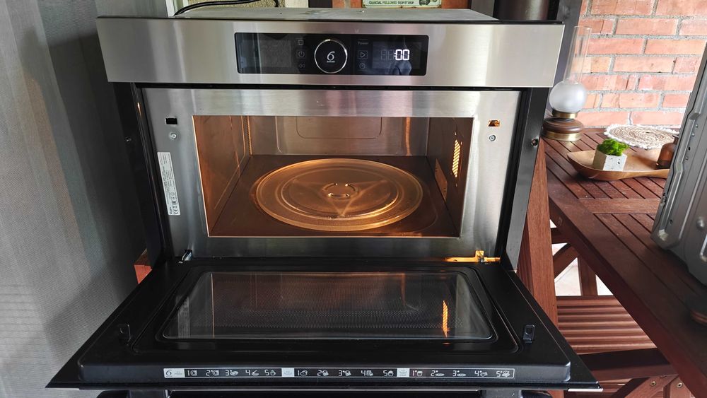 Kuchenka mikrofalowa Wirphool do zabudowy