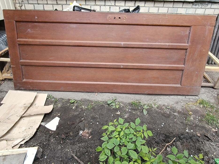 Двери деревянные