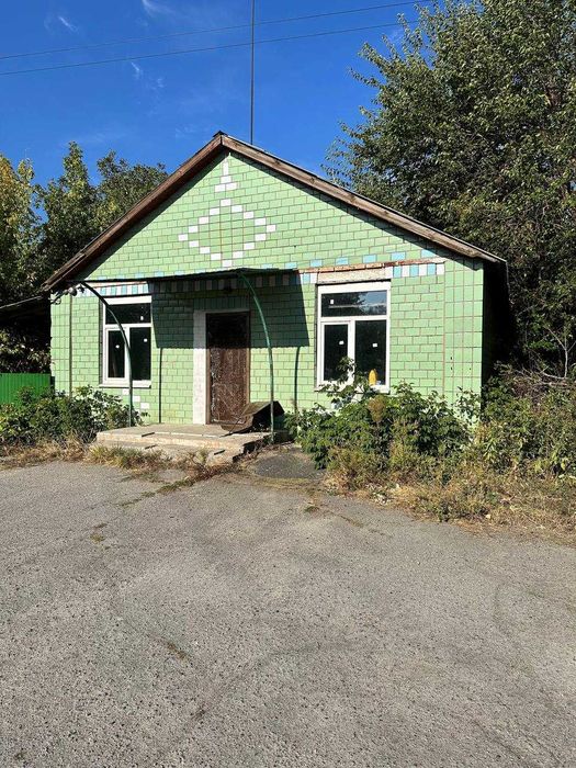 Продам приміщення вільного призначення/МАГАЗИН