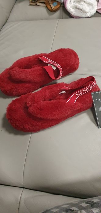 Kapcie Kendall +Kylie nowe 39
