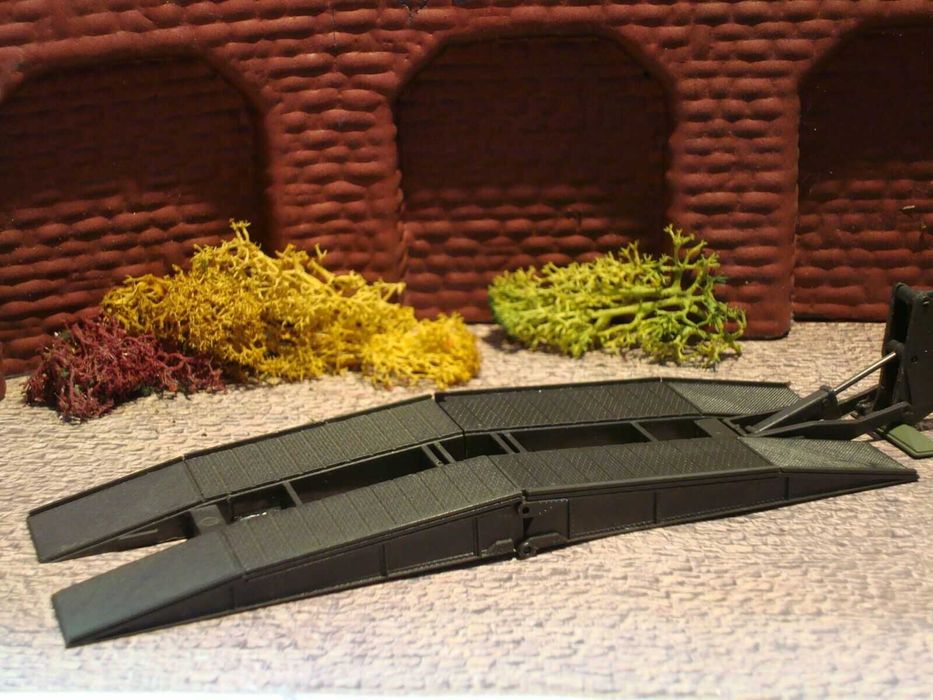 Roco MiniTanks - Blindado com Ponte de passagem para Veículos / 1:87