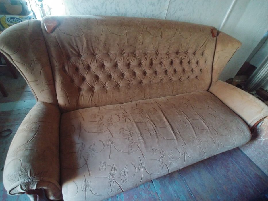Продам диван 1900*1000(2200 спальное) раскладной