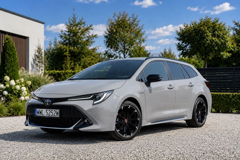 Toyota Corolla Toyota Corolla TS GR Sport 2.0 Hybrid 184 KM | JBL | Panorama | BSM |