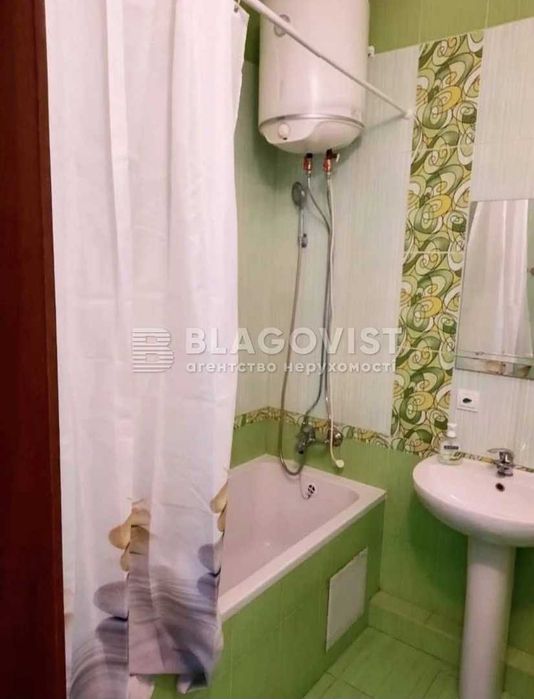 Продаж 1-к квартири 52 м. ЖК Паркові озера, М.Дарниця, парк Перемога