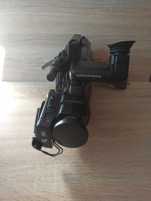 Камера Grundig VS 170 ВИНТАЖ НОВА panasonic m7 повний комплект чемодан