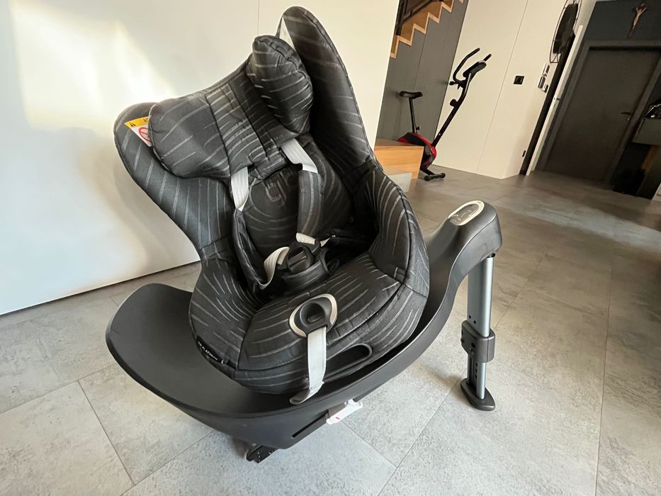 Fotelik obrotowy GB Vaya i-Size linia Platinum z isofix