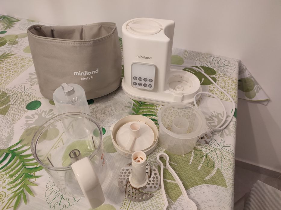 Robot 4 em 1 para bebés - esterilizador/aquecedor de biberões