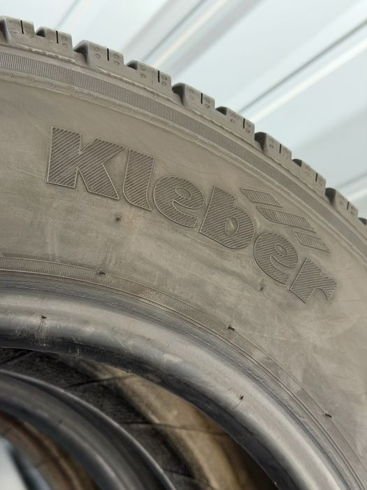 Всесезоні шини 215/70r15c (109/107 S ) Kleber Transpro 4S. Ціна 2750грн/шт.