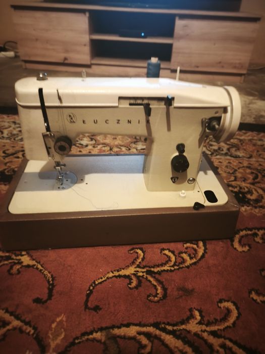 Maszyna do szycia Lucznik