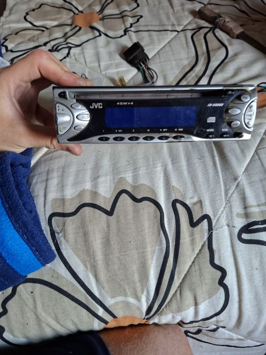 JVC KD-S6060 (CD Receiver)