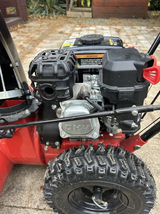 Odśnieżarka spalinowa CEDSB56