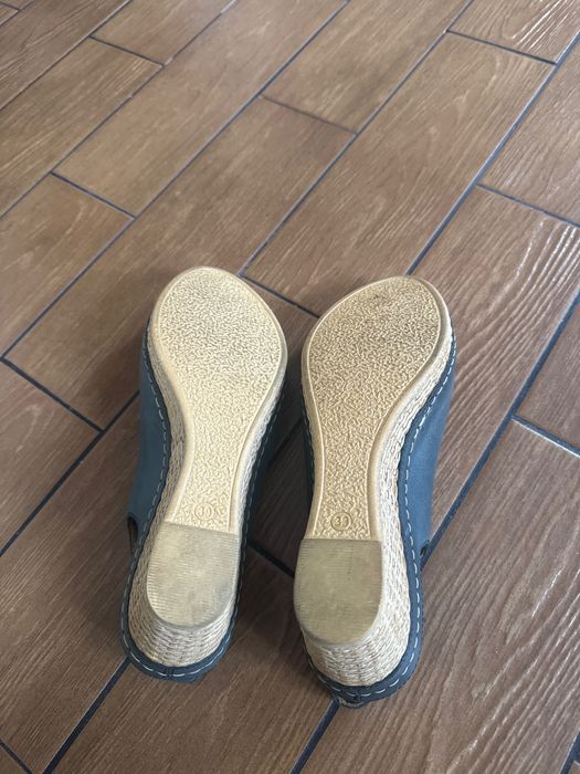 Szare buty letnie damskie na koturnie 39 Lasocki