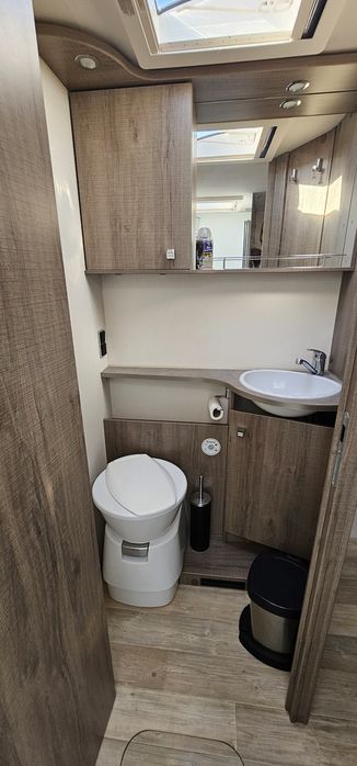 Autocaravana Cama Central + Basculante - Fiat BAVARIA T746C - 2015