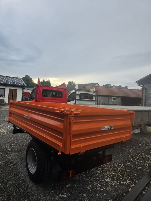 Skrzynia transportowa na kołach przyczepka