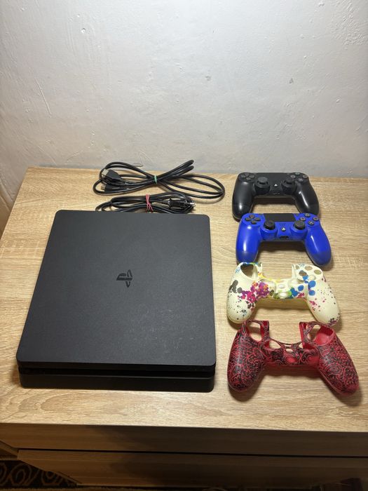 PlayStation 4 + 83 Топові ігри (Cyberpunk, RDR2, GTA V) + 2 геймпади